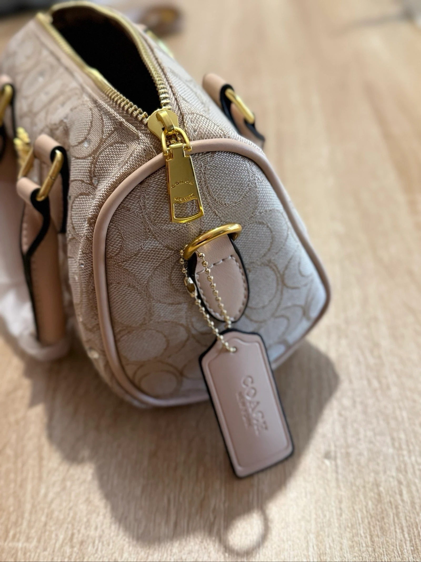 Coach Mini Rowan Bolso – Monograma Beige con Cristales – photo 3